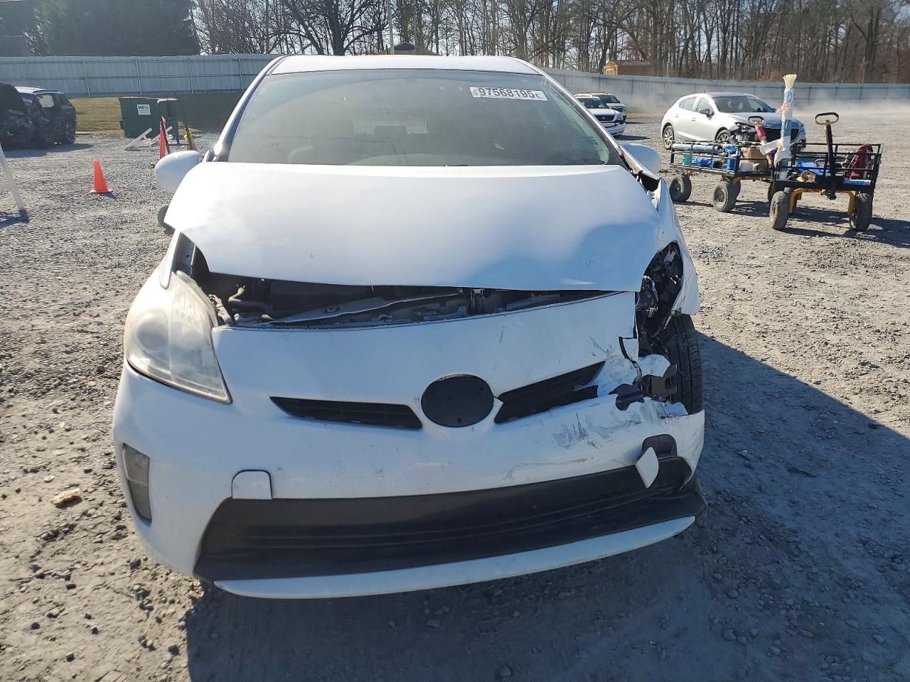 2014 TOYOTA PRIUS photo 5
