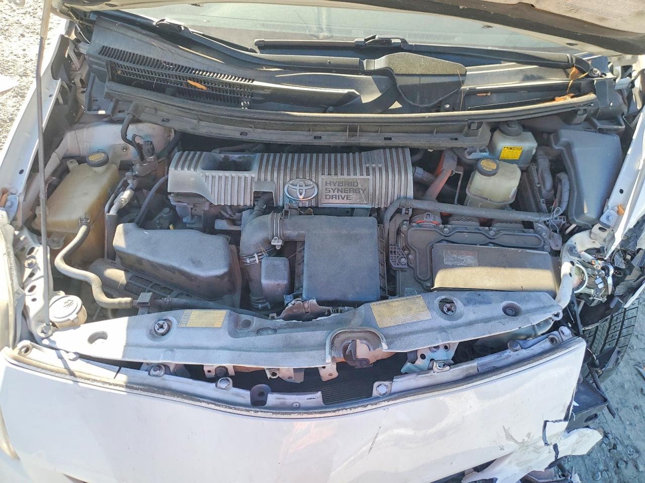 2014 TOYOTA PRIUS photo 11