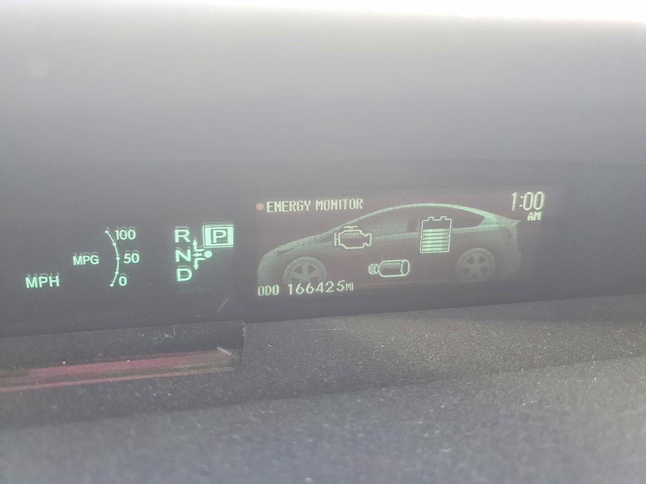 2014 TOYOTA PRIUS photo 9