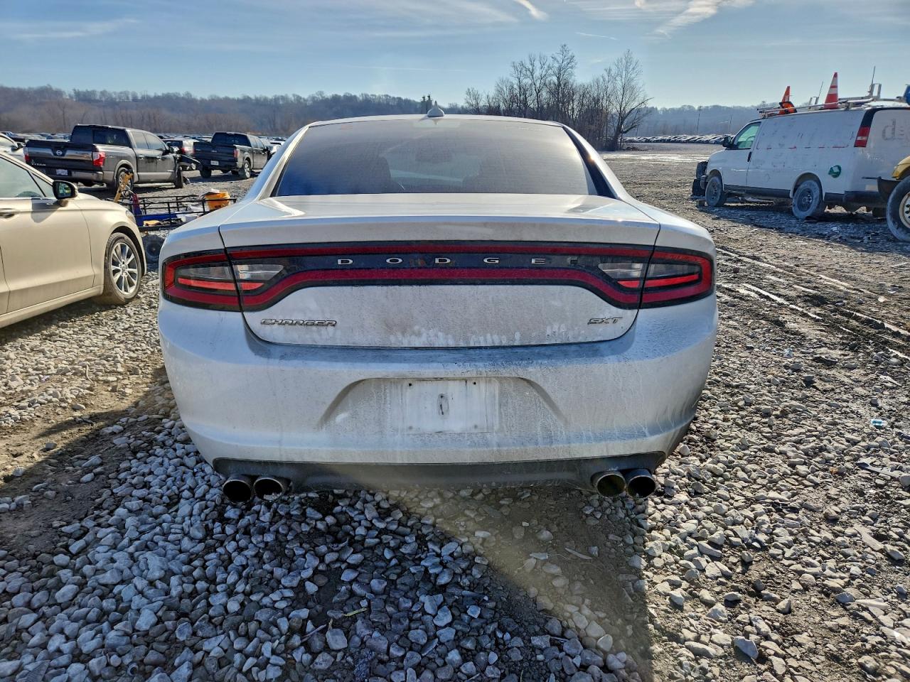 2017 DODGE CHARGER SXT photo 6