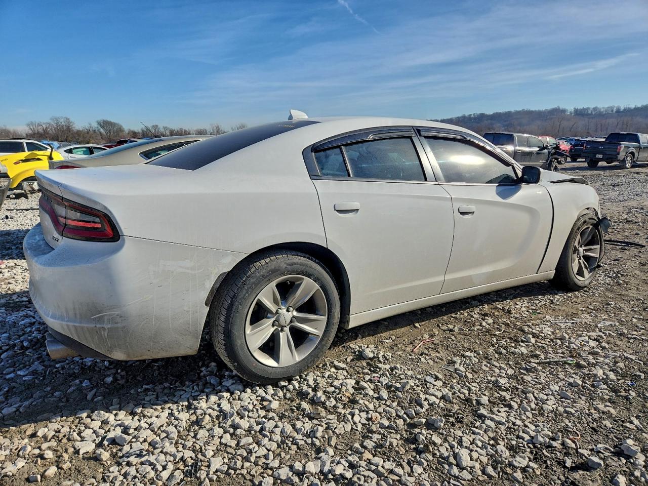 2017 DODGE CHARGER SXT photo 3