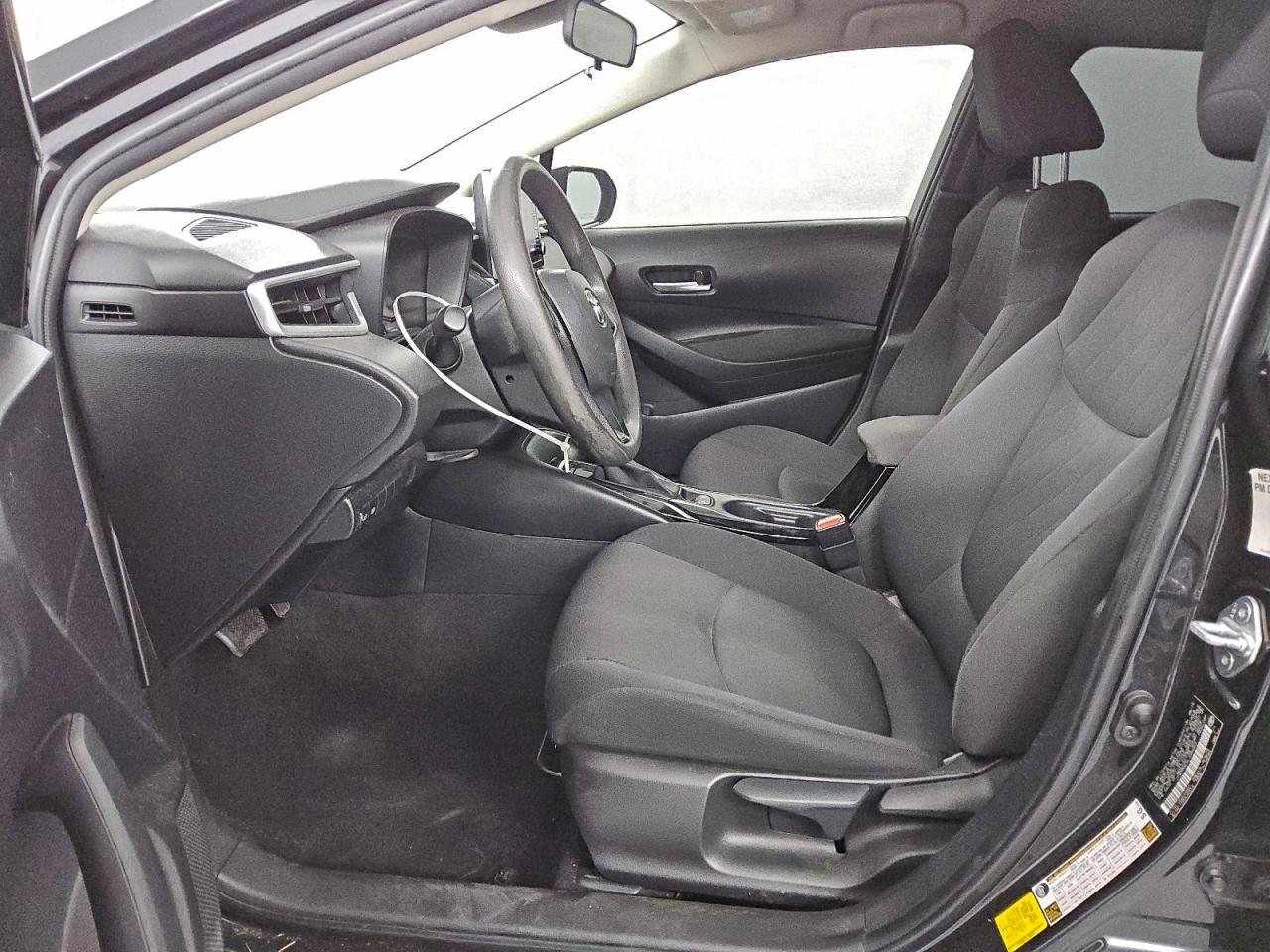 2020 TOYOTA COROLLA LE photo 7