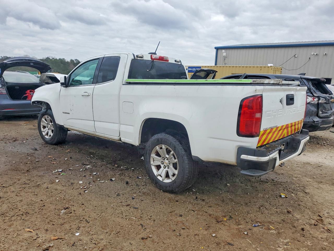 2020 CHEVROLET COLORADO LT photo 2