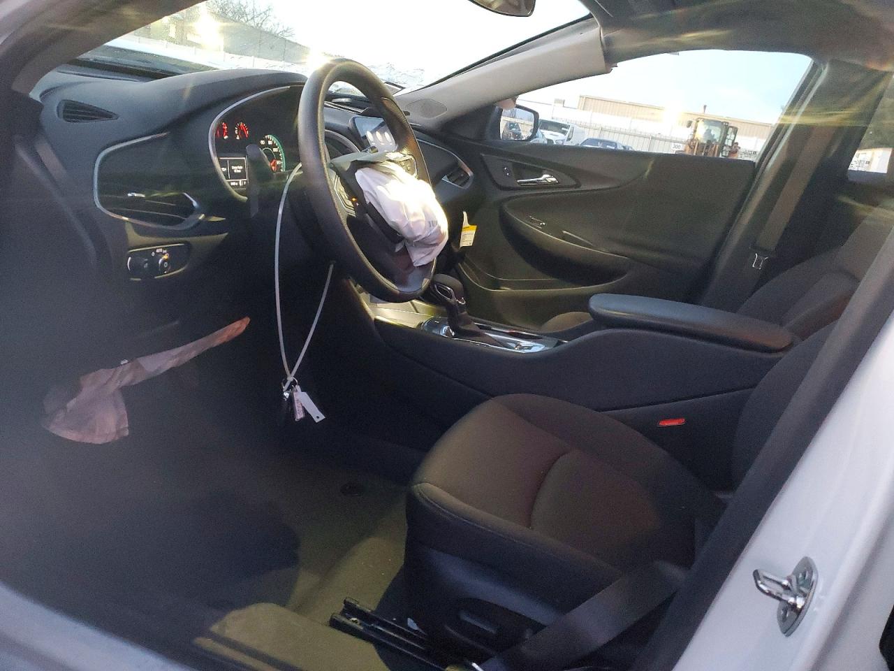 2024 CHEVROLET MALIBU LS photo 7