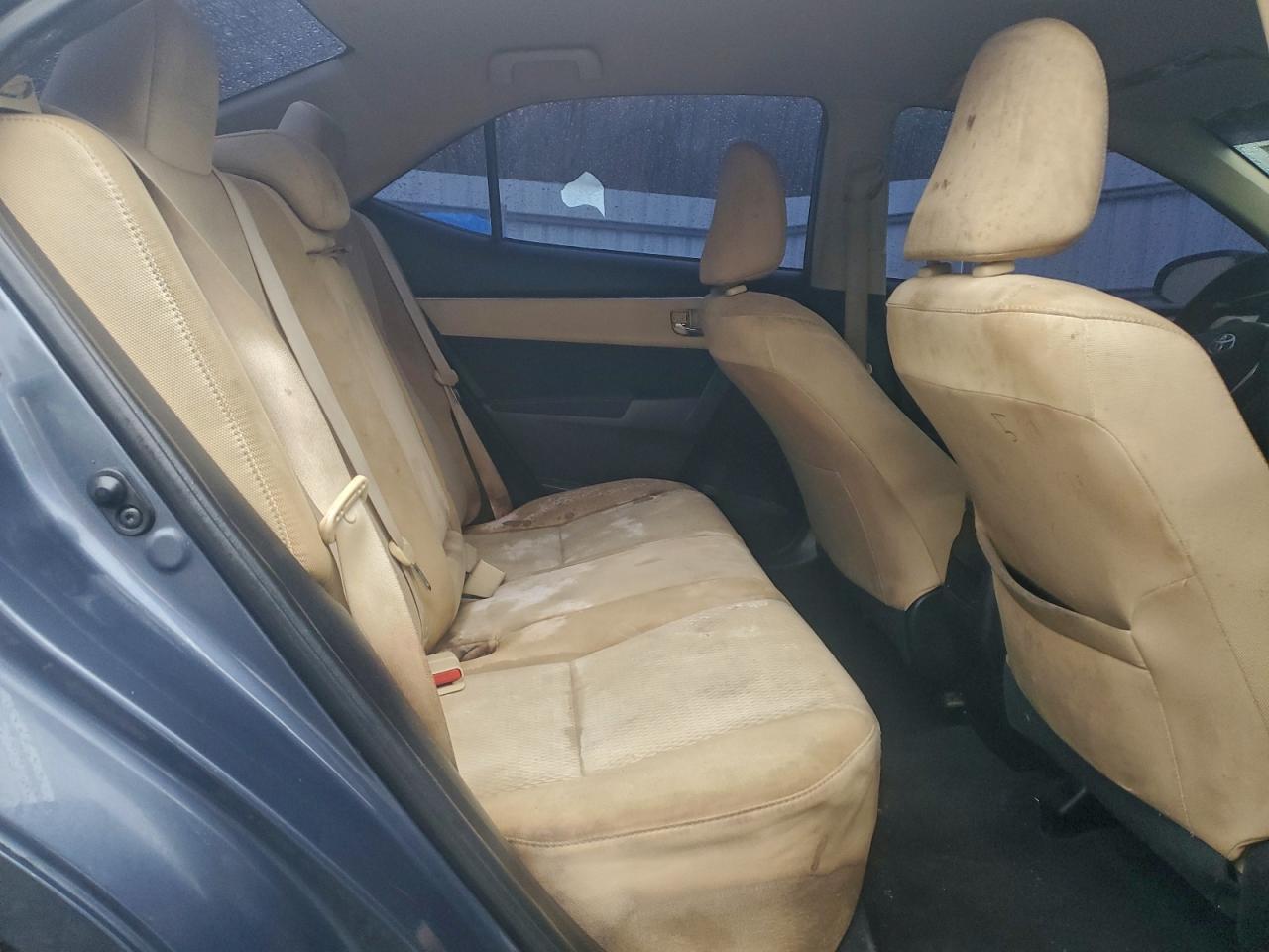 2018 TOYOTA COROLLA L photo 10