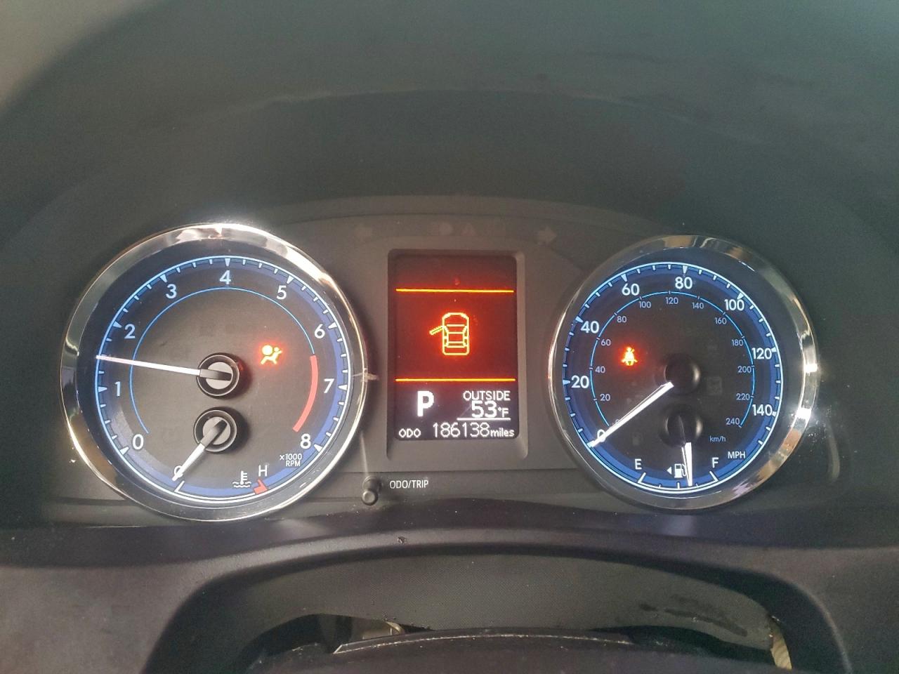 2018 TOYOTA COROLLA L photo 9