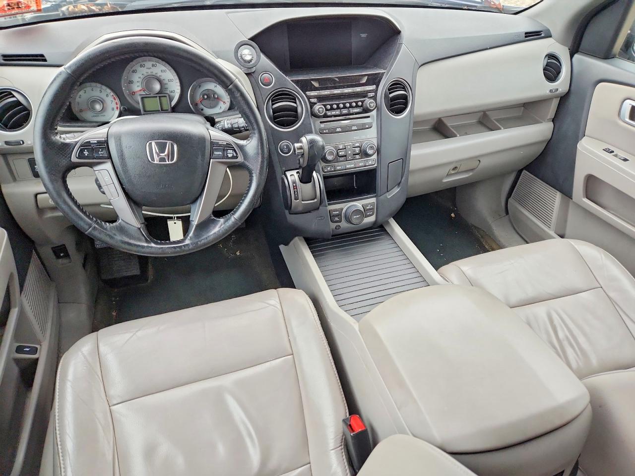2013 HONDA PILOT EXL photo 8