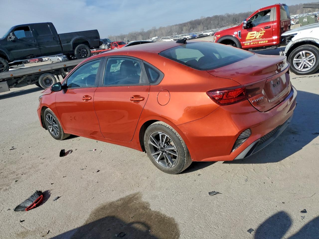 2024 KIA FORTE LXS photo 3