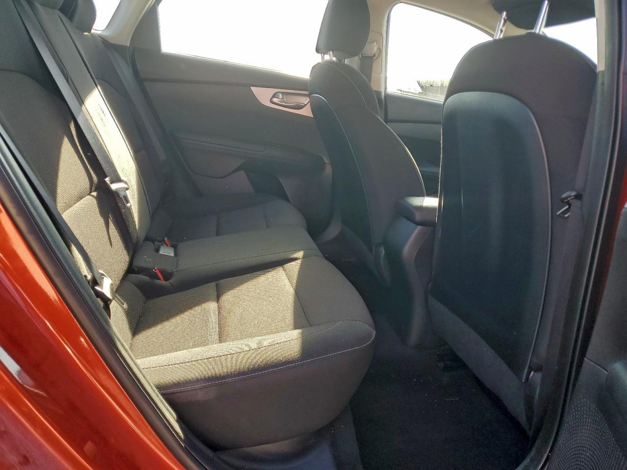 2024 KIA FORTE LXS photo 19