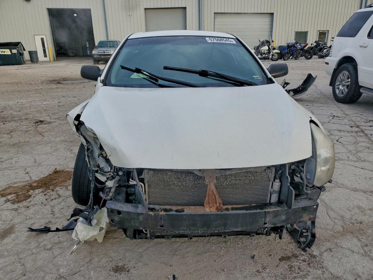 2013 NISSAN ALTIMA S photo 5