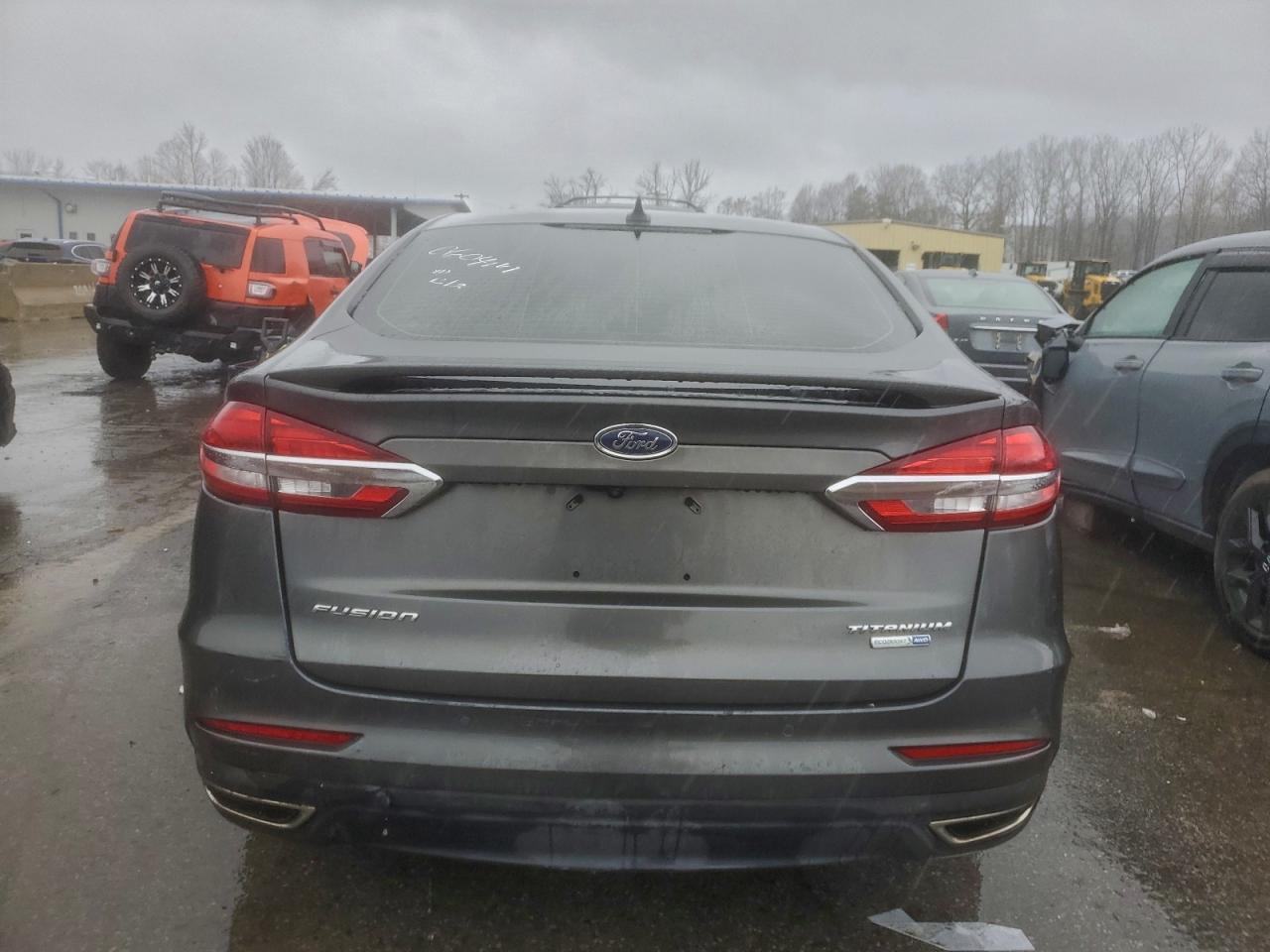 2019 FORD FUSION TITANIUM photo 6
