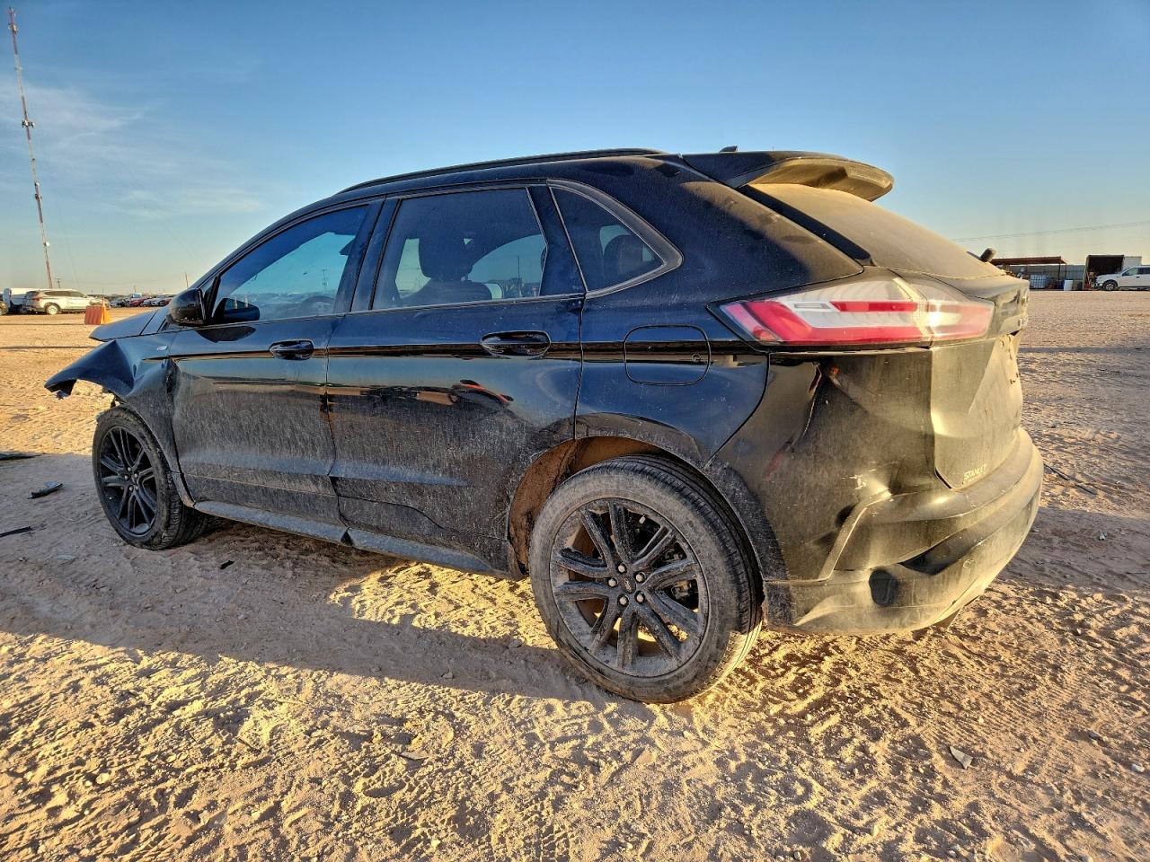 2021 FORD EDGE SEL photo 2
