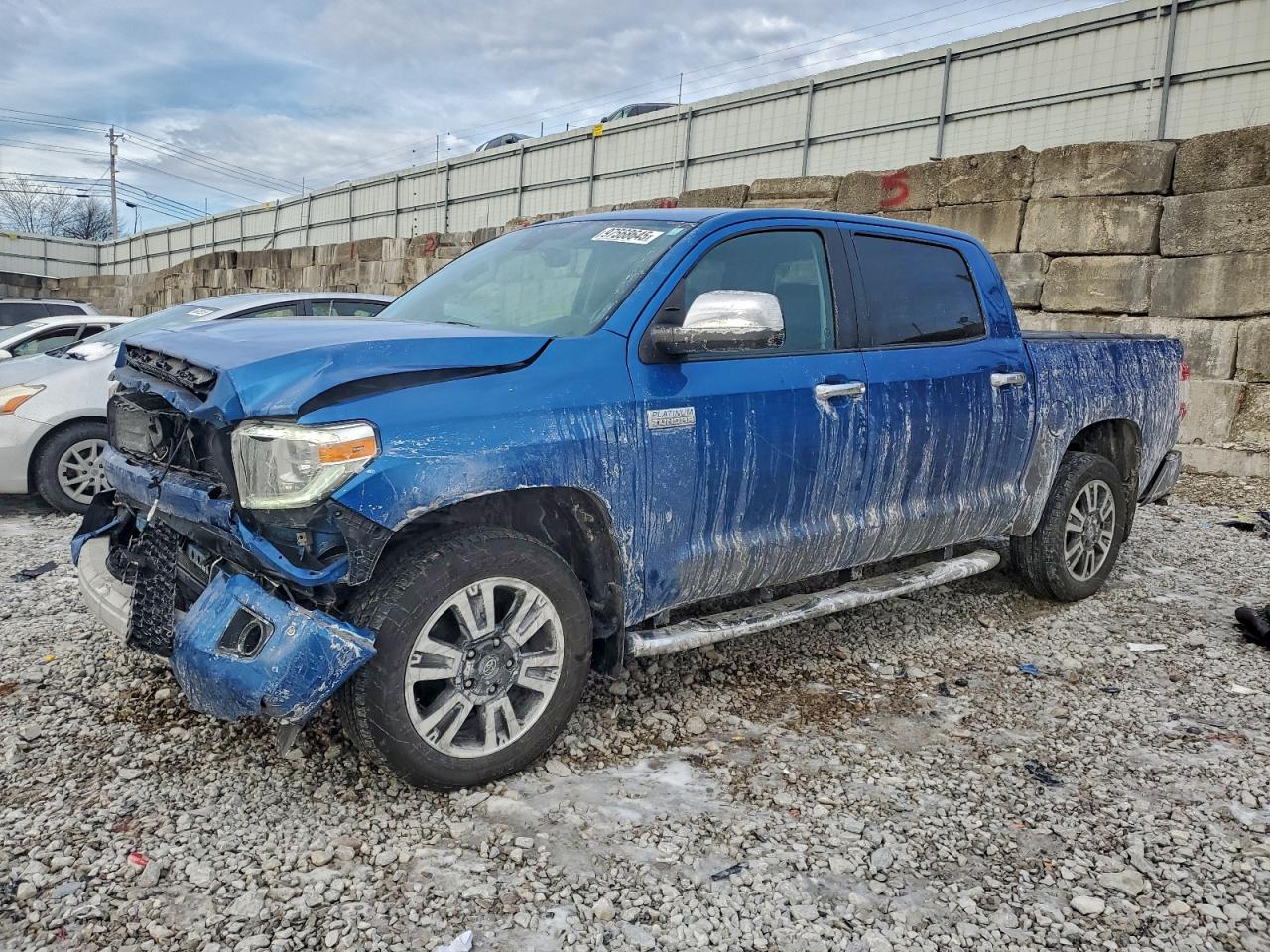 2018 TOYOTA TUNDRA