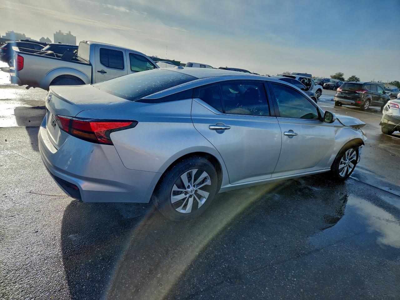 2019 NISSAN ALTIMA S photo 7