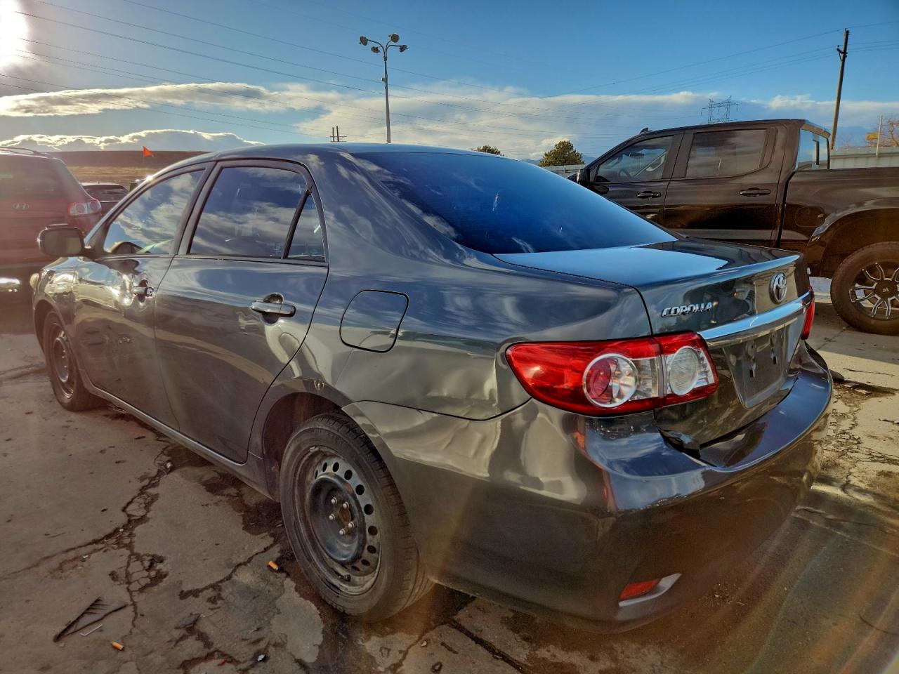 2012 TOYOTA COROLLA LE photo 4