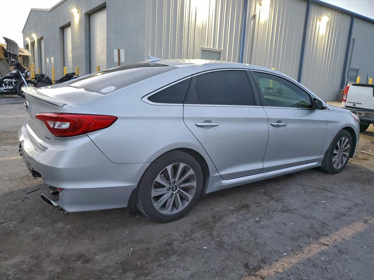 2015 HYUNDAI SONATA SPORT photo 5