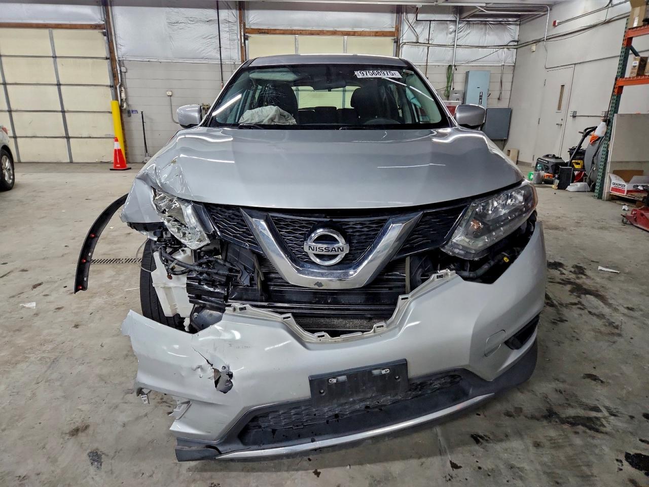 2016 NISSAN ROGUE S photo 5