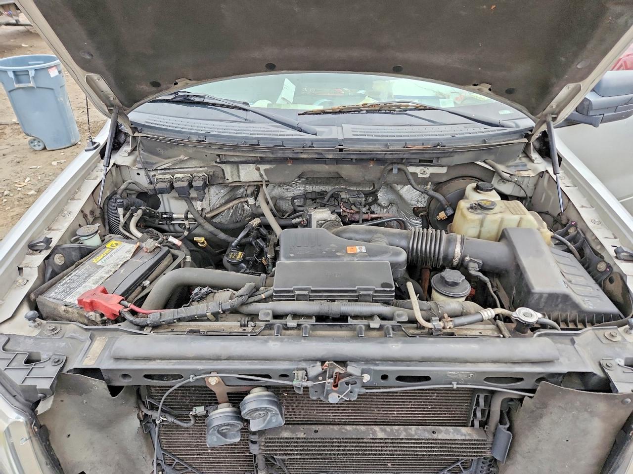 2010 FORD F150 photo 11