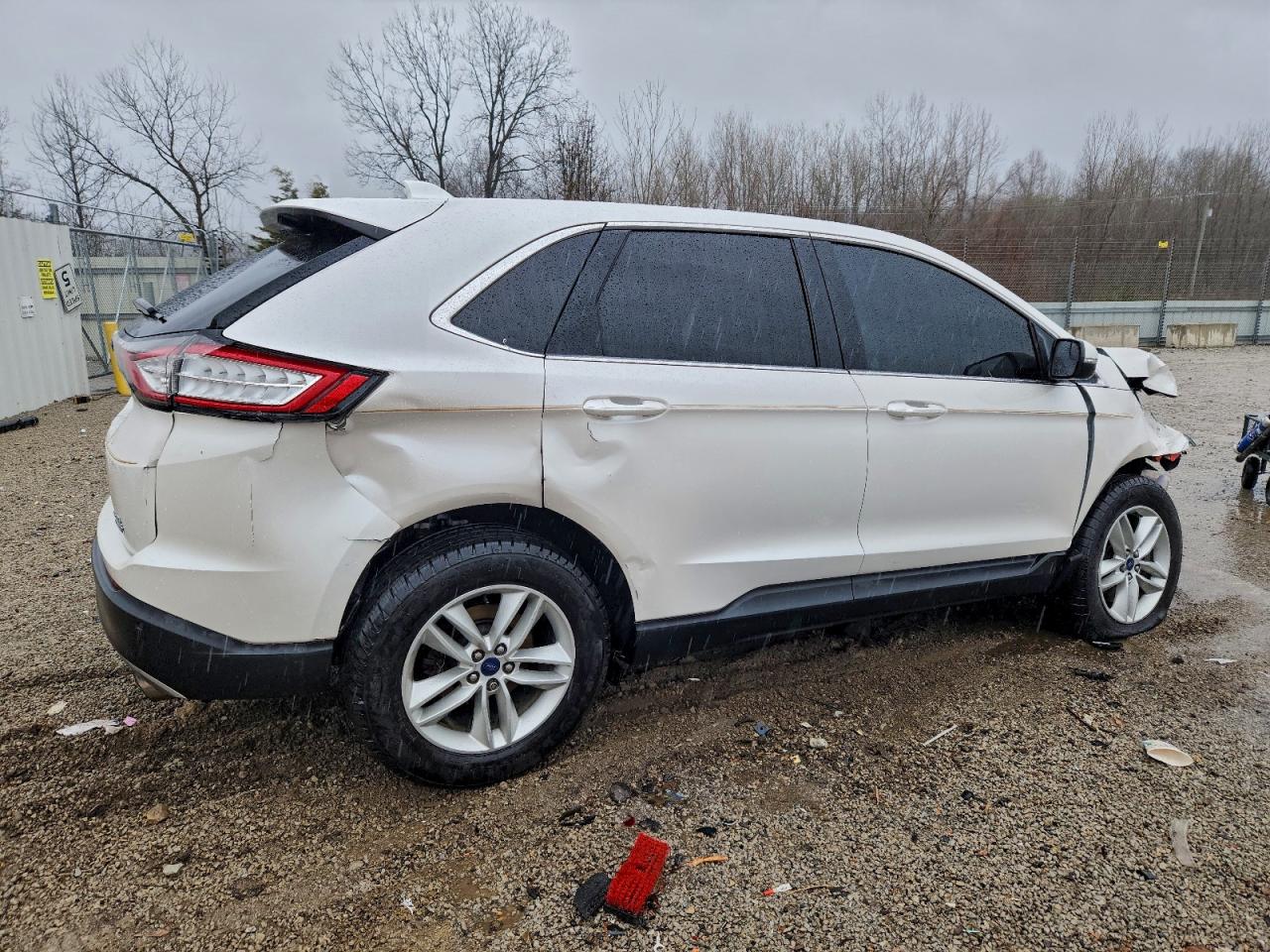 2017 FORD EDGE SEL photo 3