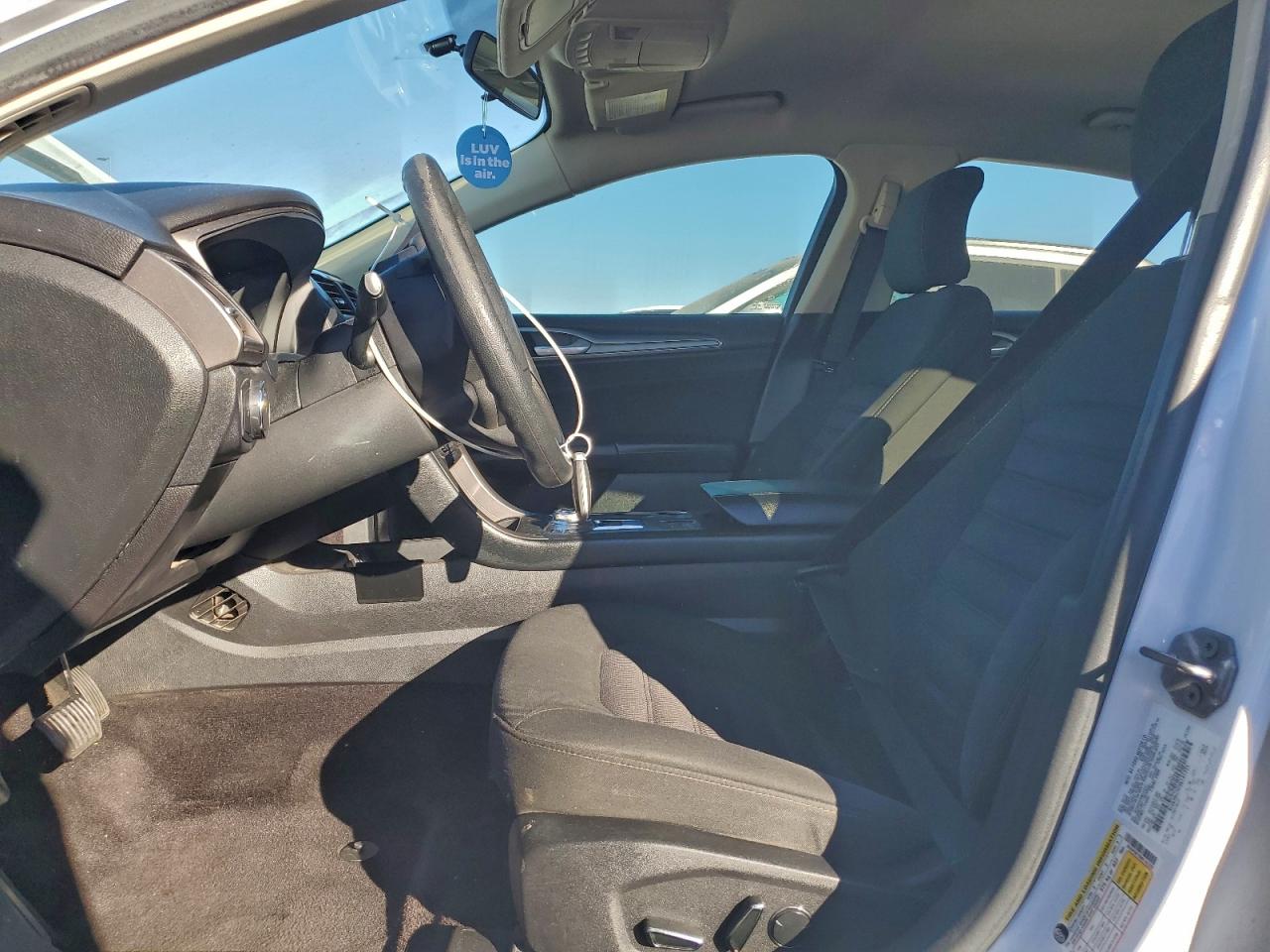 2017 FORD FUSION SE photo 7