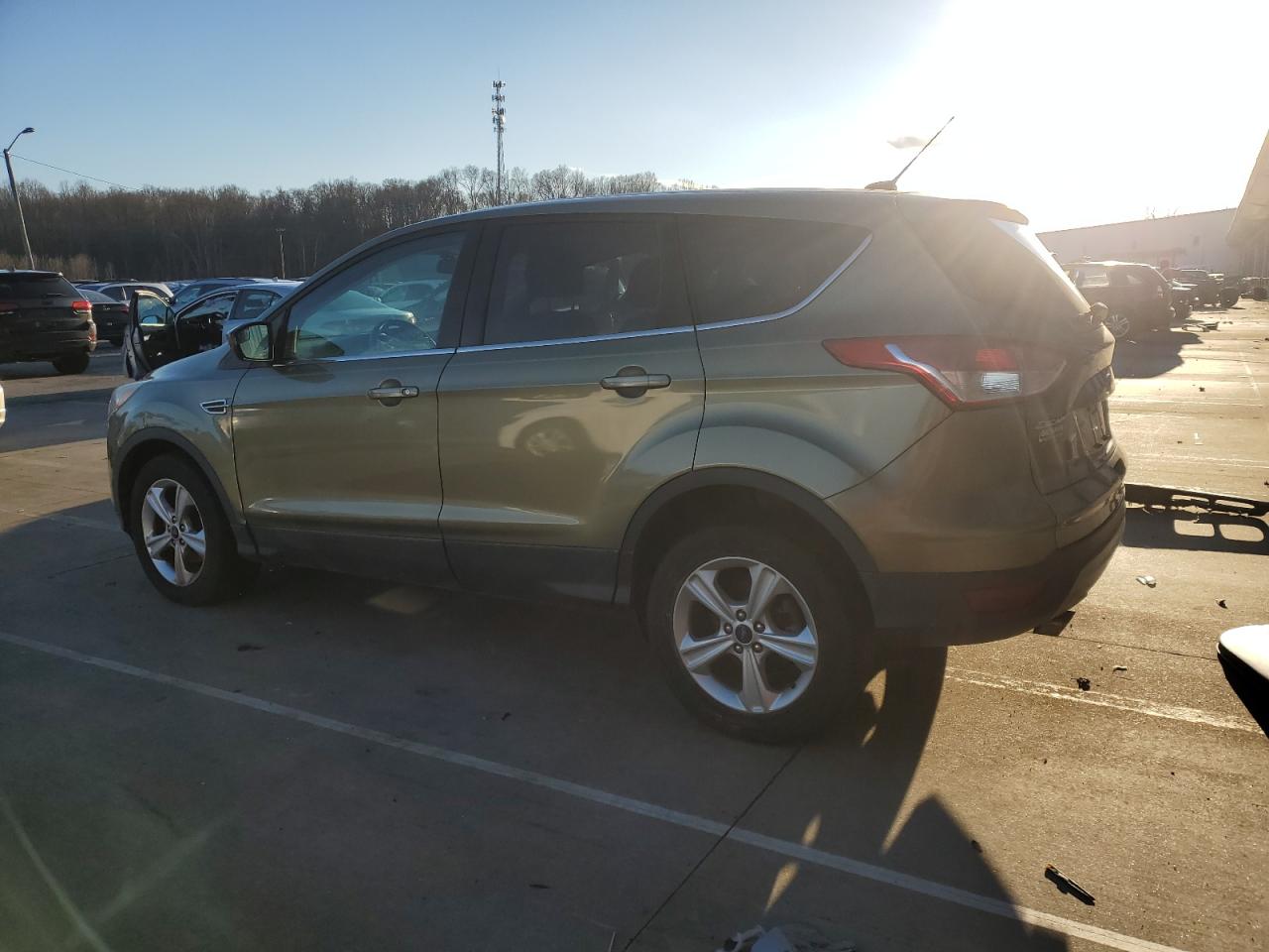 2013 FORD ESCAPE photo 2