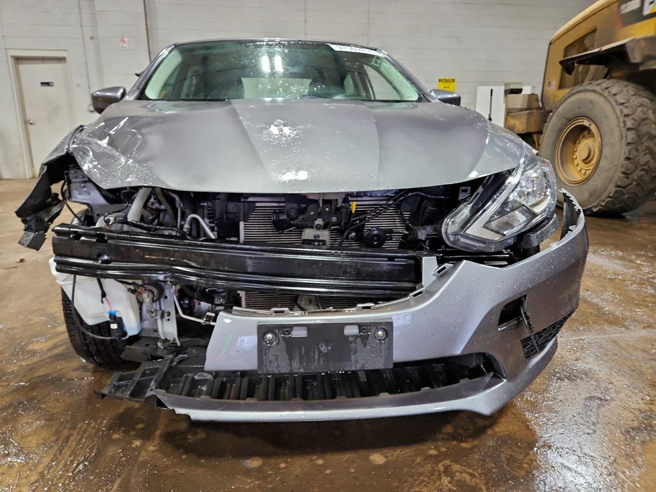 2019 NISSAN SENTRA S photo 5