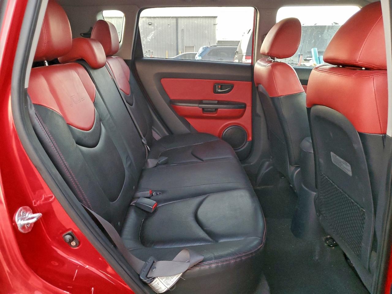 2011 KIA SOUL + photo 10