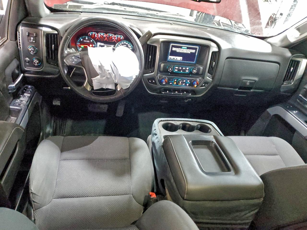 2018 CHEVROLET SILVERADO K1500 LT photo 8