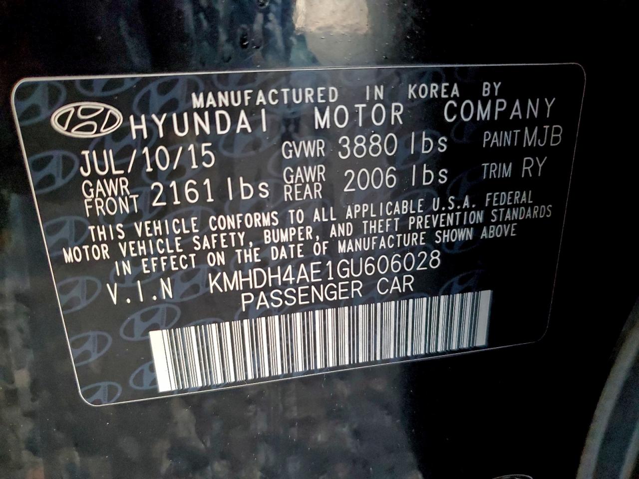 2016 HYUNDAI ELANTRA SE photo 12