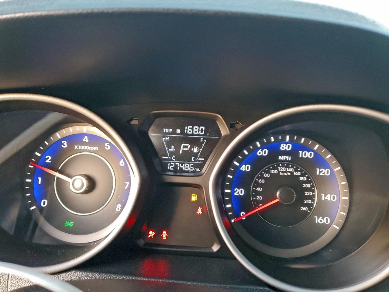 2016 HYUNDAI ELANTRA SE photo 9
