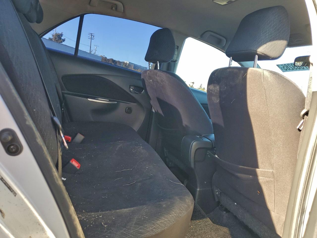 2007 TOYOTA YARIS photo 10