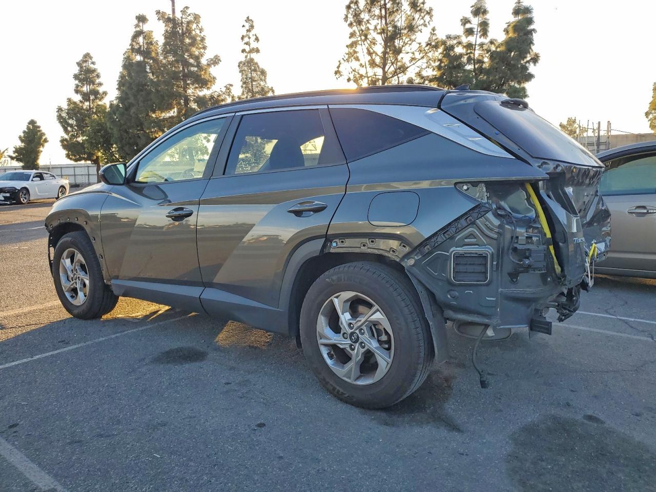 2022 HYUNDAI TUCSON SEL photo 2