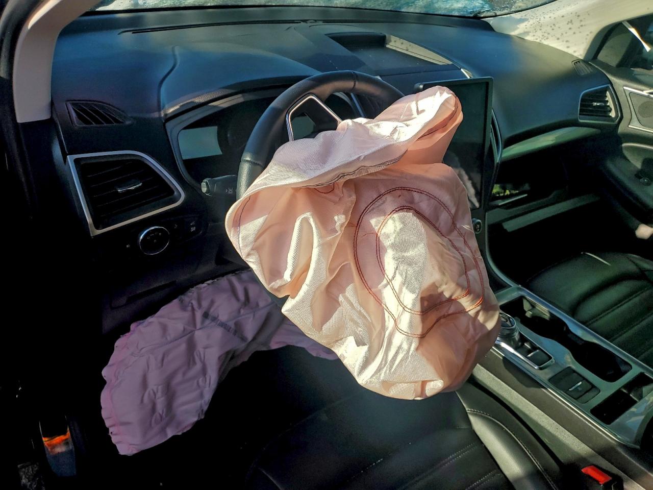 2024 FORD EDGE SEL photo 15