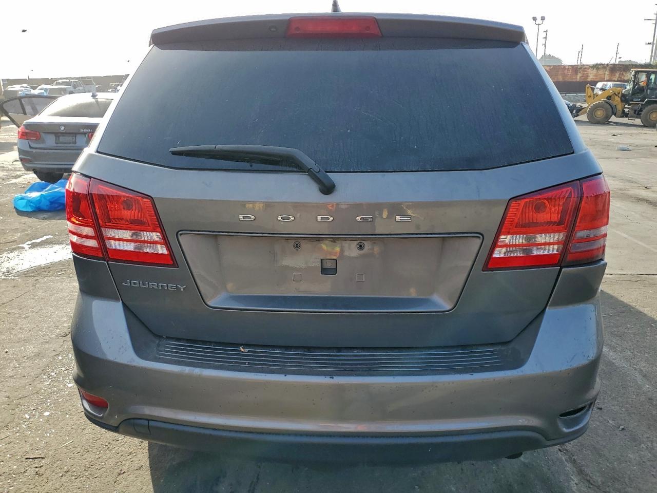 2013 DODGE JOURNEY SE photo 6