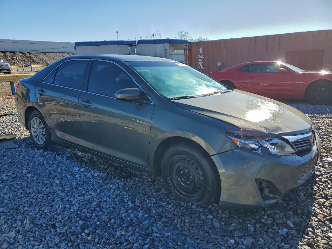2013 TOYOTA CAMRY L photo 4
