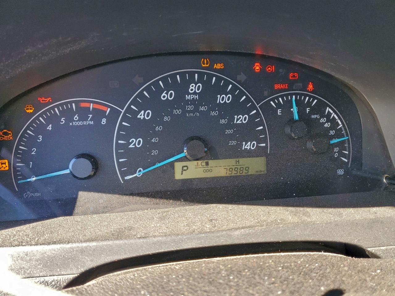 2013 TOYOTA CAMRY L photo 9