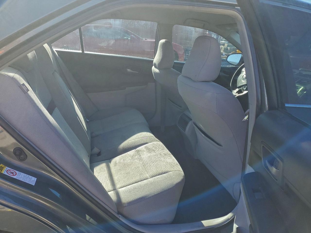 2013 TOYOTA CAMRY L photo 10