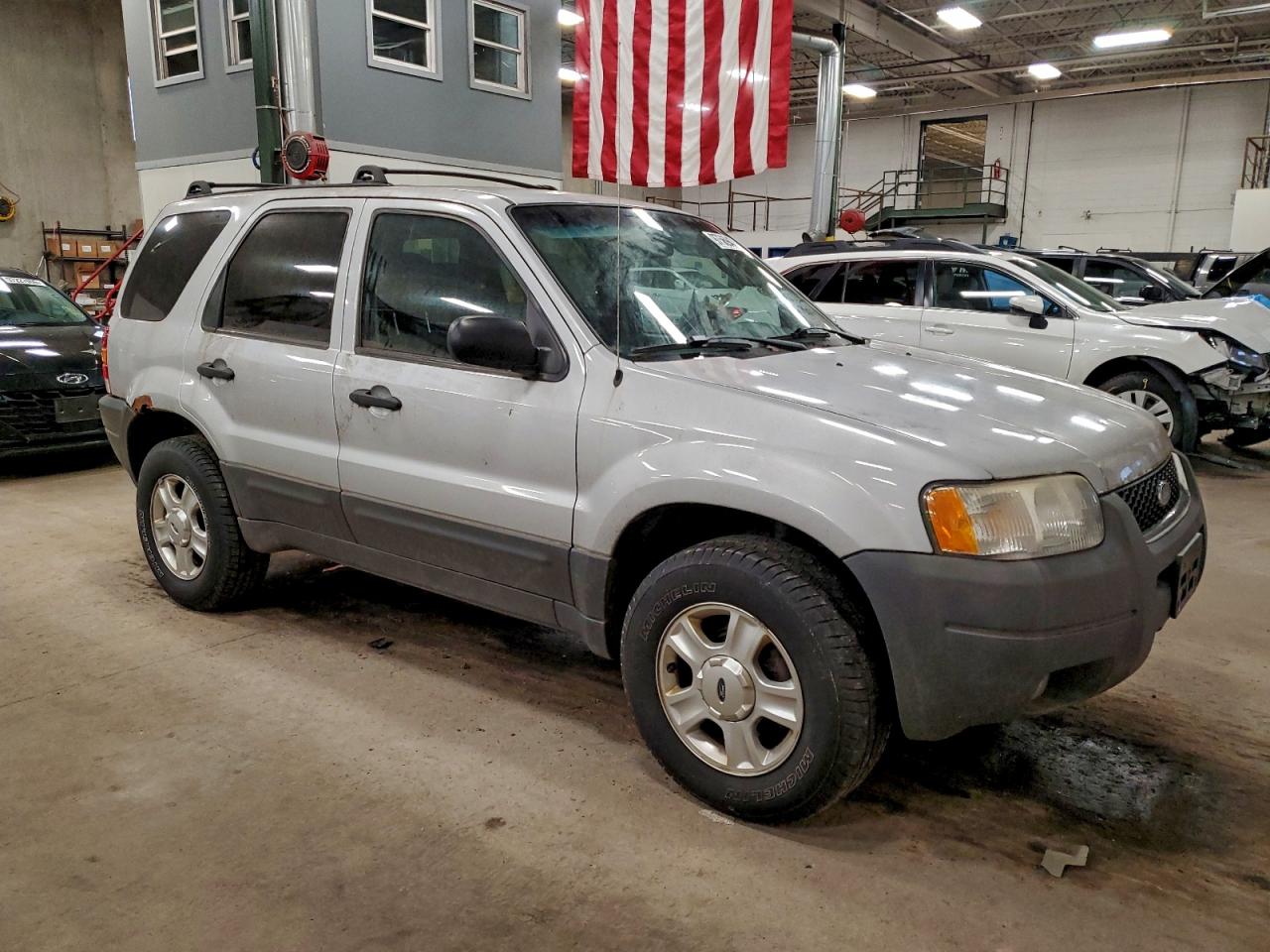 2003 FORD ESCAPE XLT photo 4