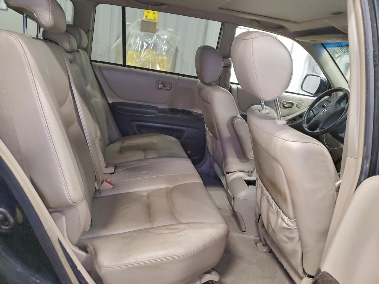 2003 TOYOTA HIGHLANDER LIMITED photo 11