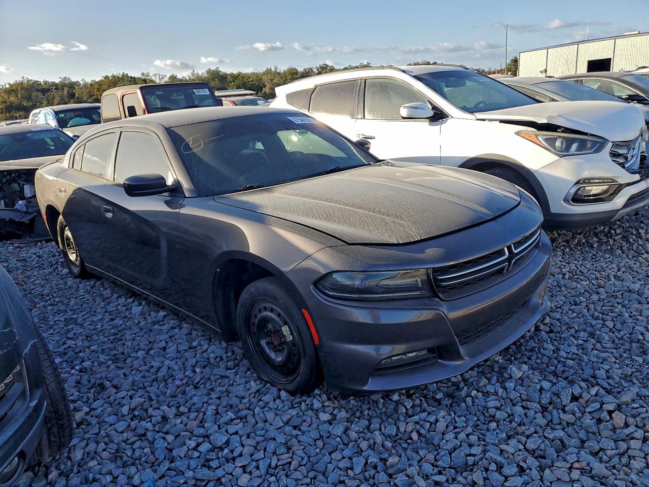 2017 DODGE CHARGER SE photo 4
