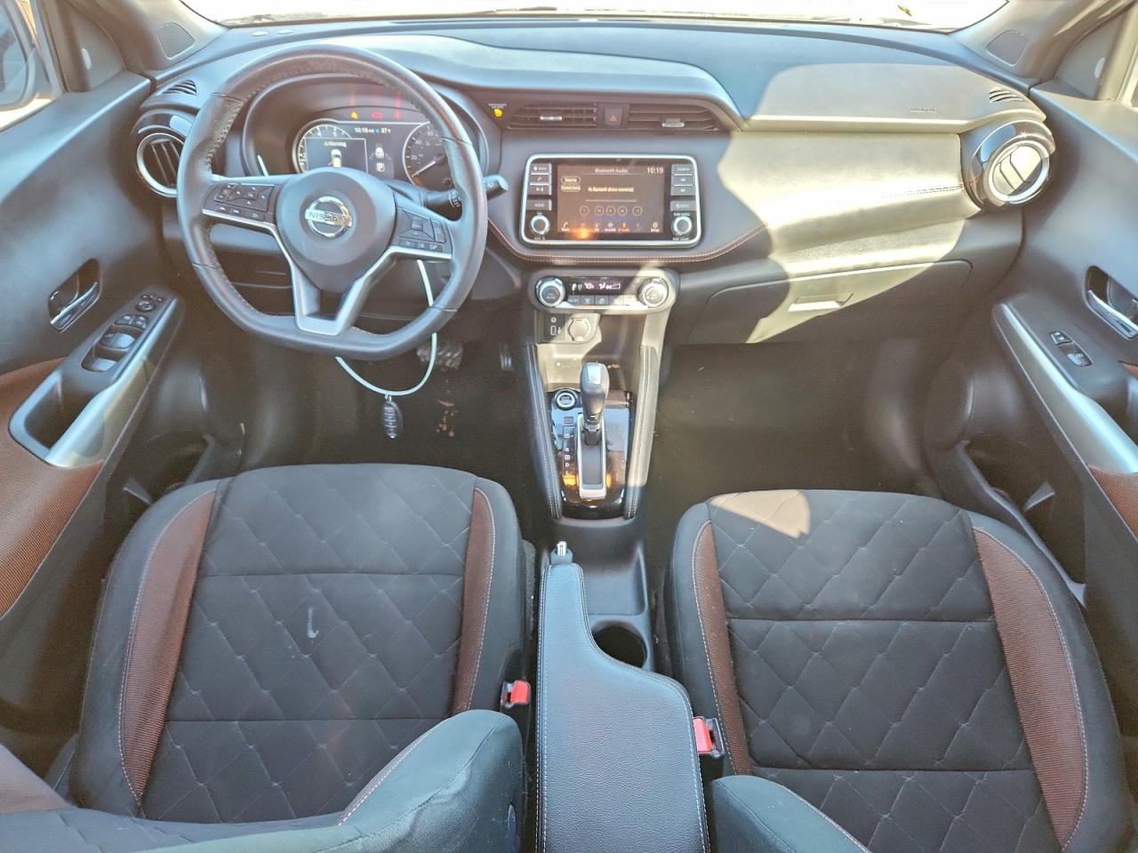 2020 NISSAN KICKS SR photo 8