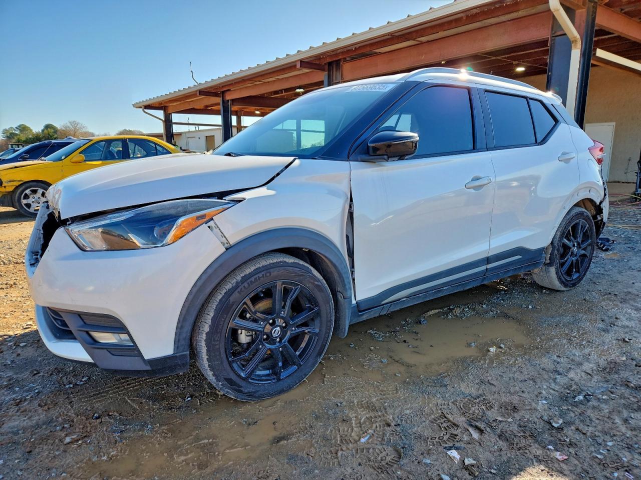 2020 NISSAN KICKS