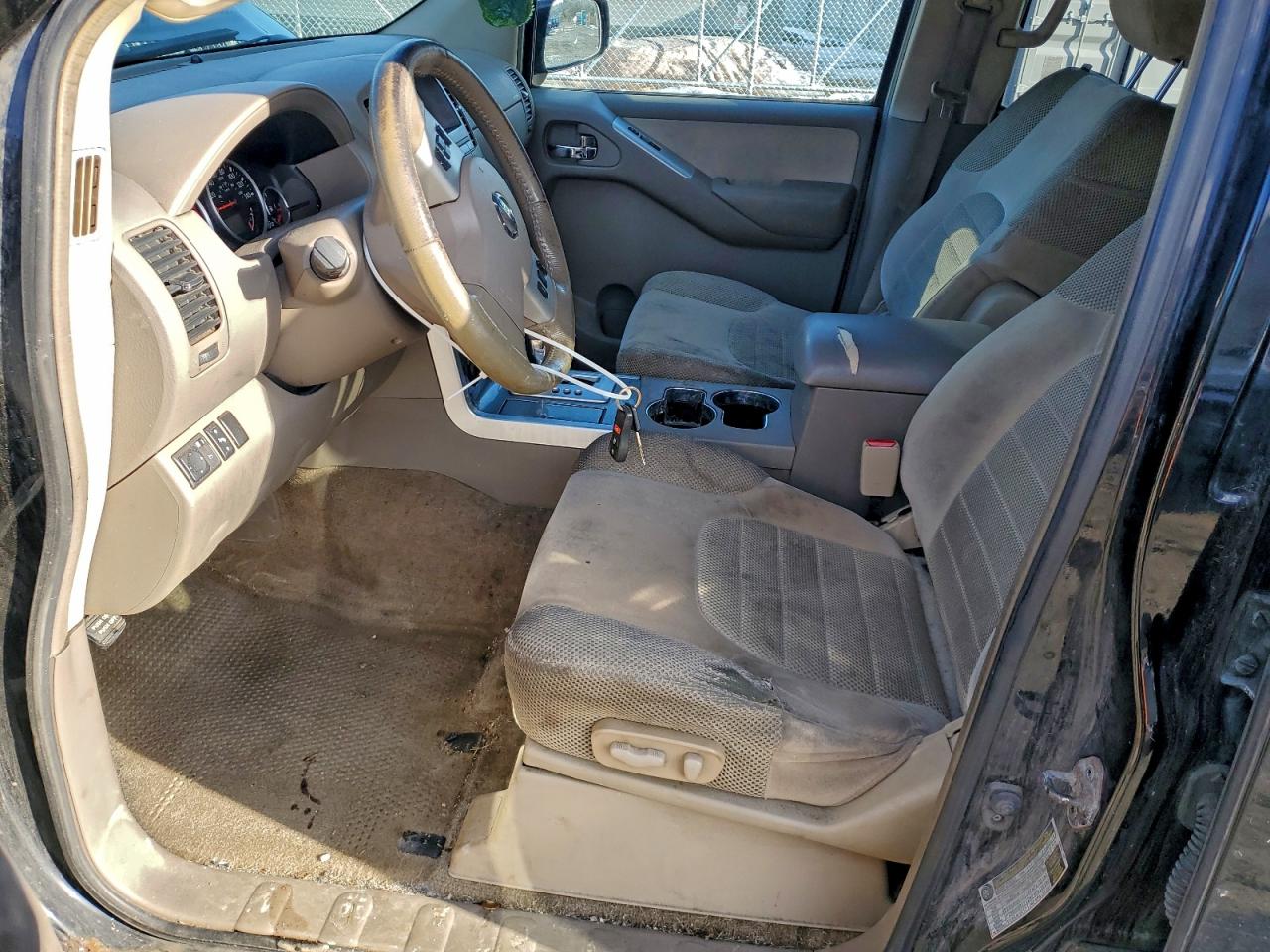 2011 NISSAN PATHFINDER S photo 7