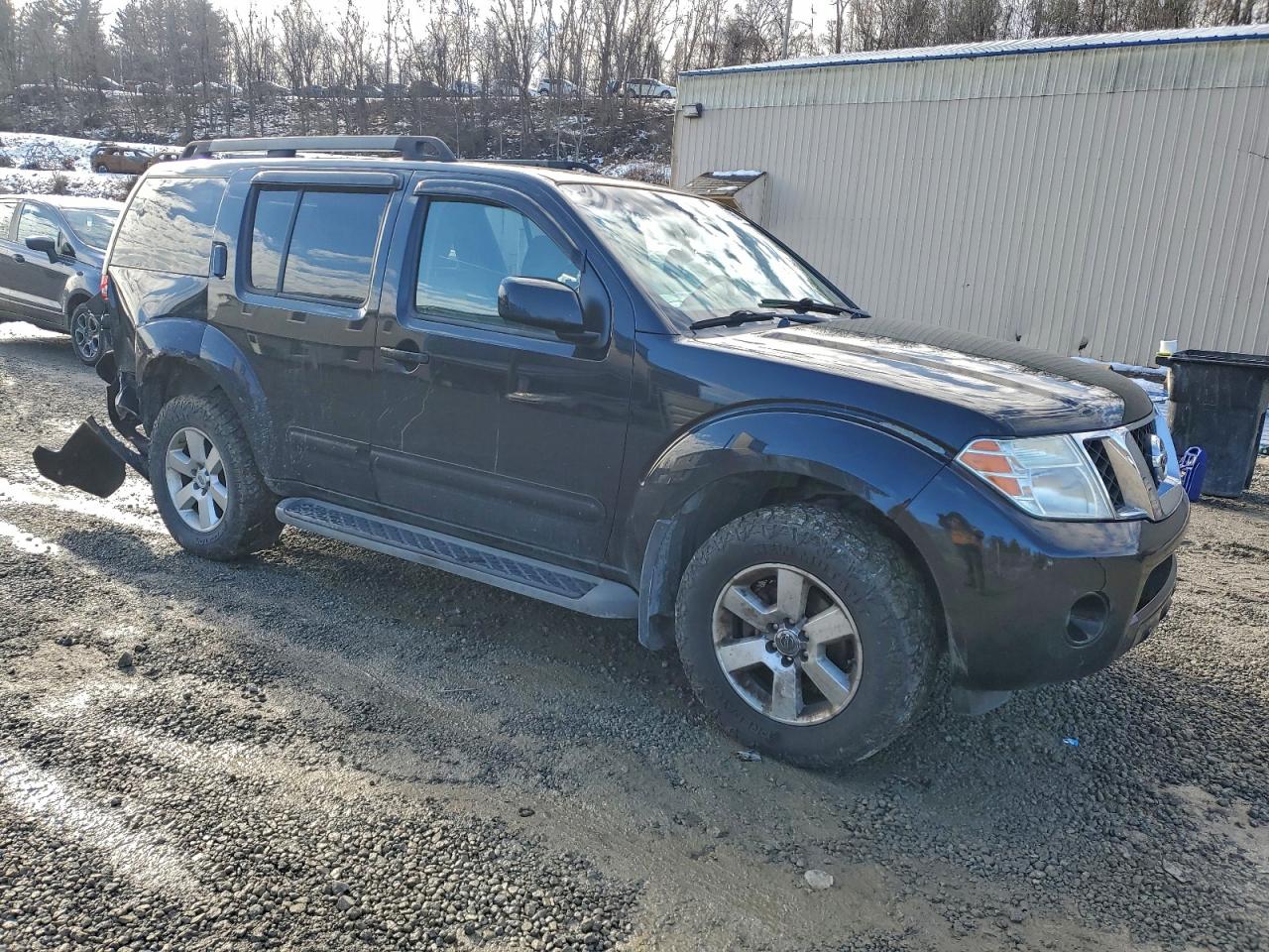 2011 NISSAN PATHFINDER S photo 4