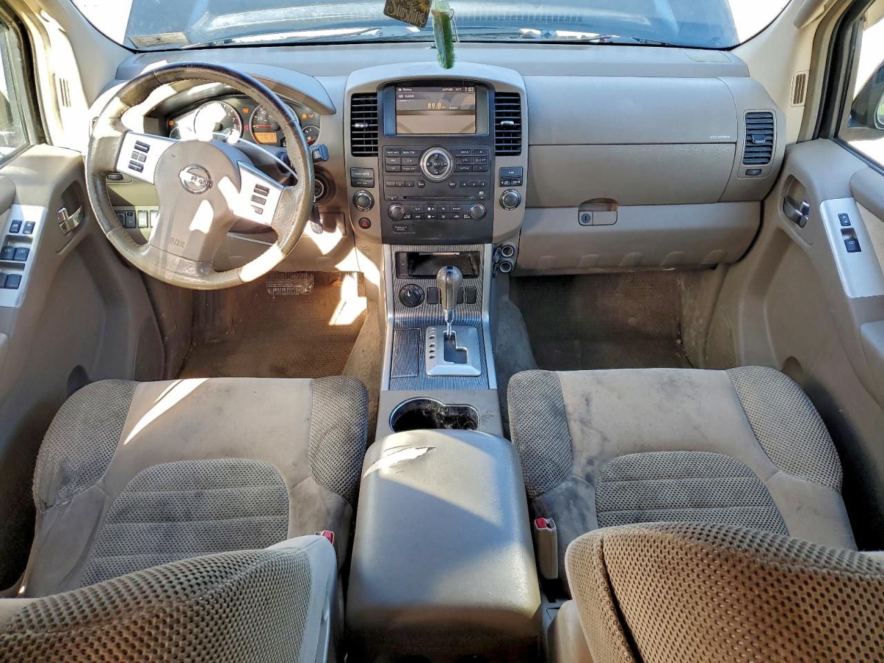 2011 NISSAN PATHFINDER S photo 8