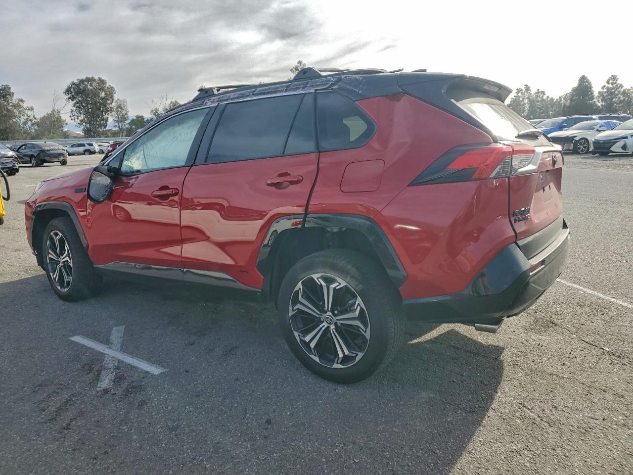2024 TOYOTA RAV4 PRIME XSE photo 2