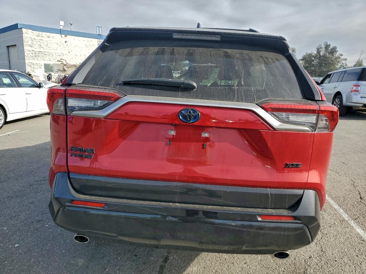 2024 TOYOTA RAV4 PRIME XSE photo 6