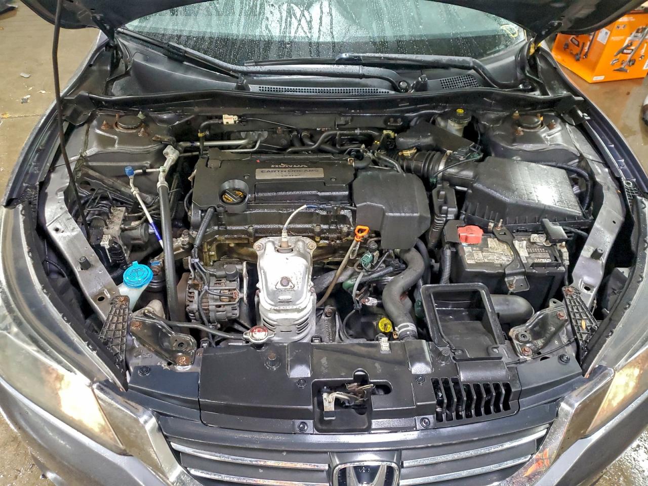 2013 HONDA ACCORD LX photo 11