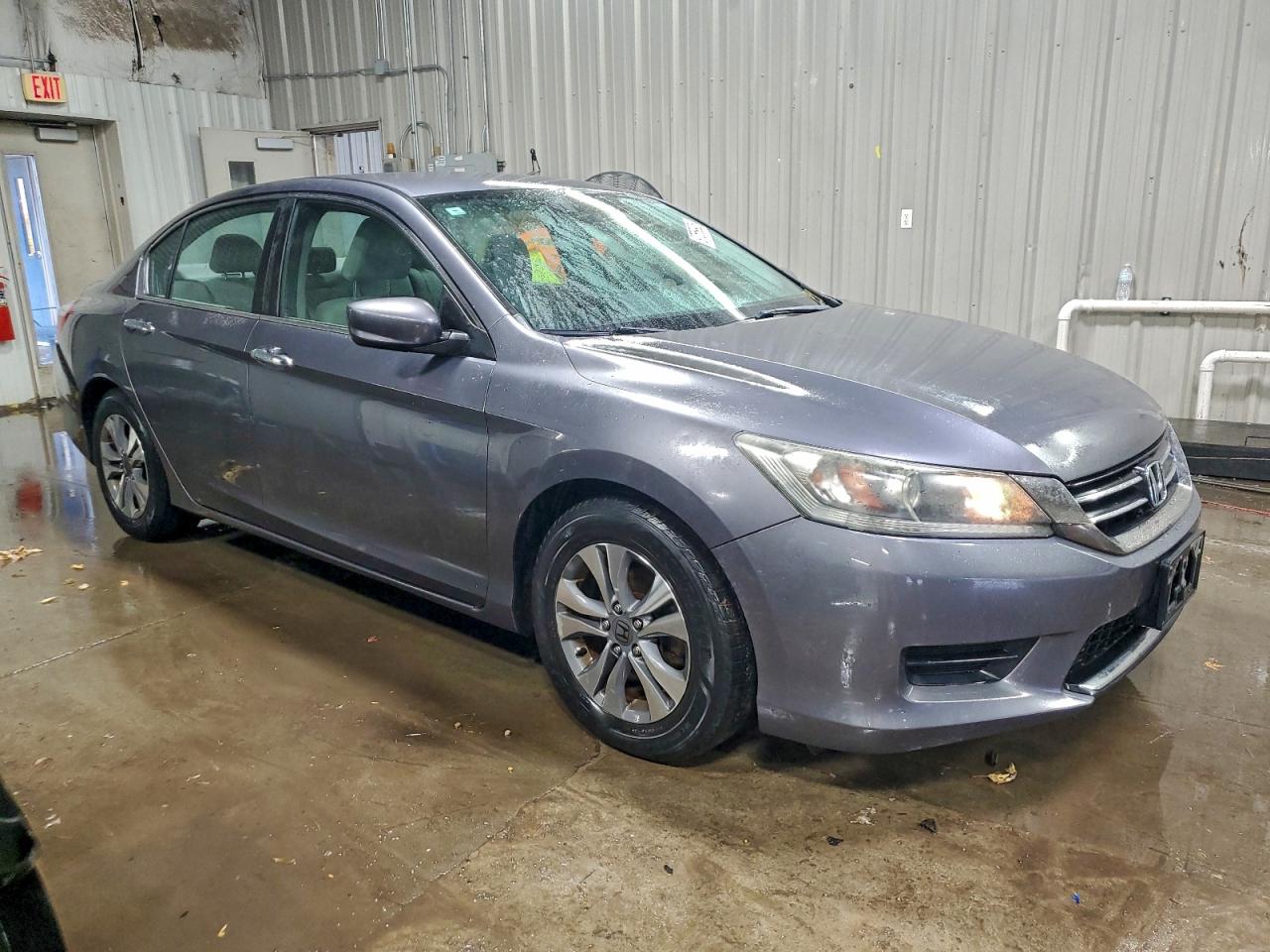 2013 HONDA ACCORD LX photo 4