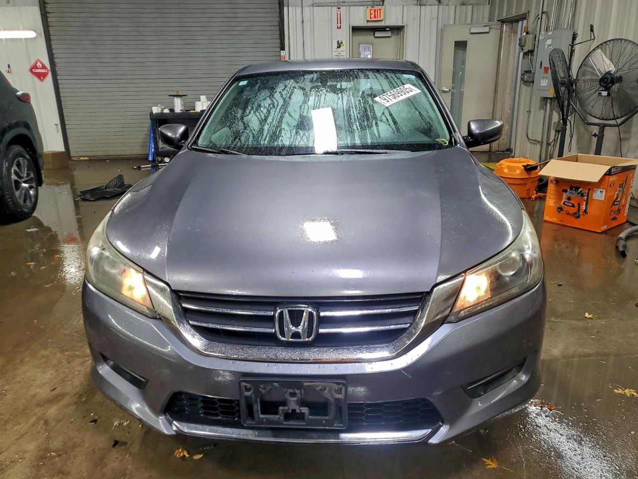 2013 HONDA ACCORD LX photo 5